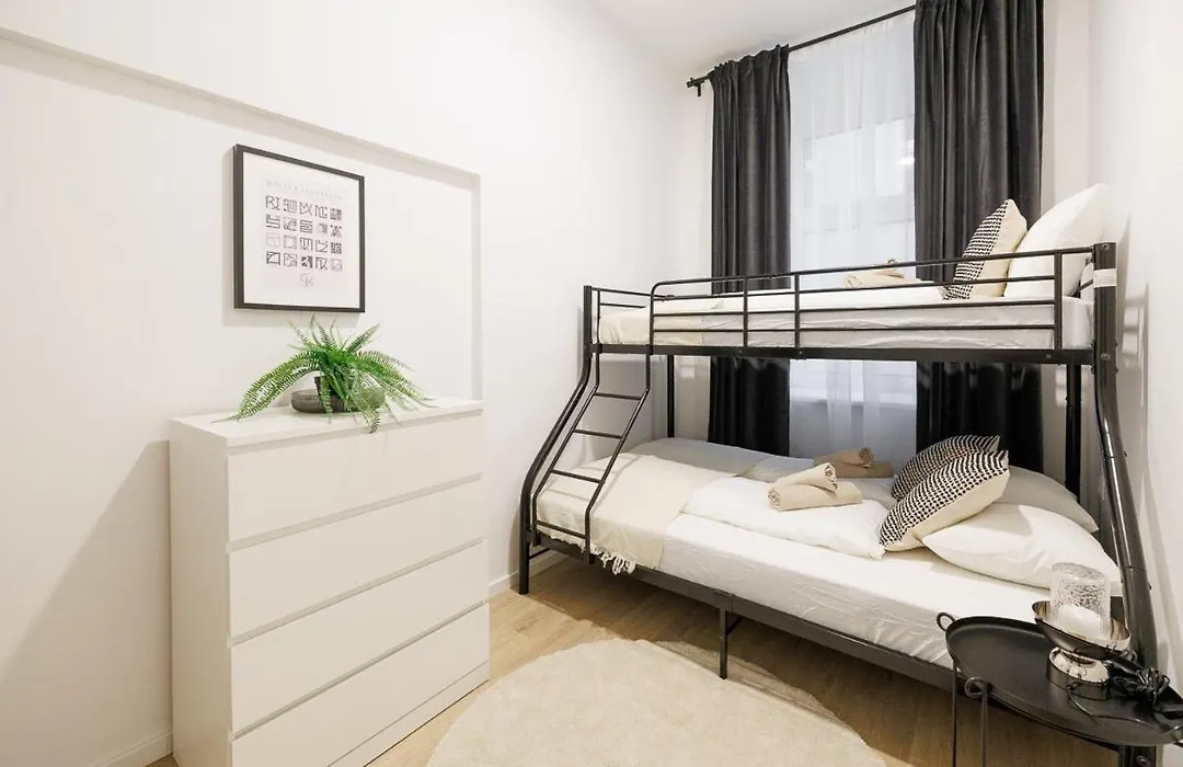 Central City Style Rooms By Home2-1